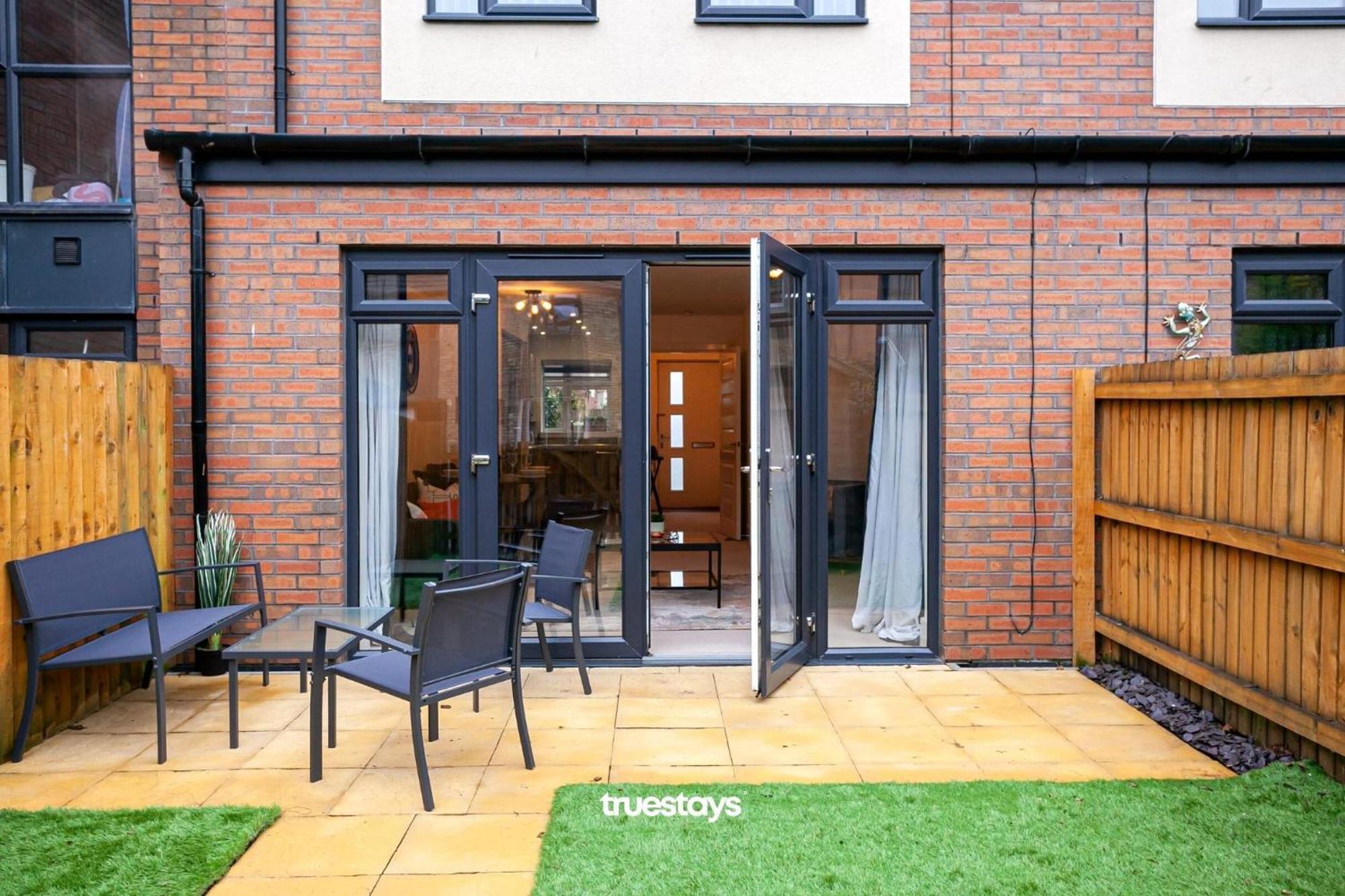 Ambassador House By Truestays - Luxury 4 Bedroom House In Stoke-On-Trent Etruria Luaran gambar