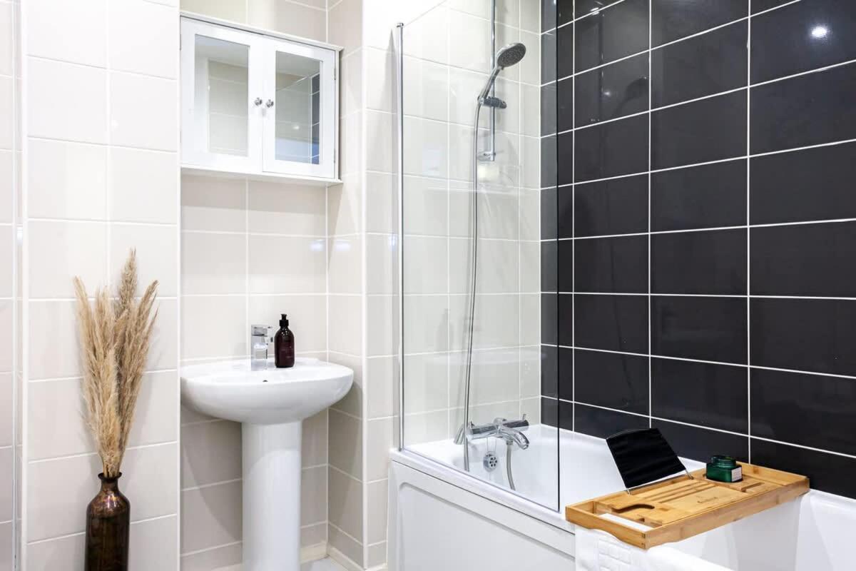 Ambassador House By Truestays - Luxury 4 Bedroom House In Stoke-On-Trent Etruria Luaran gambar